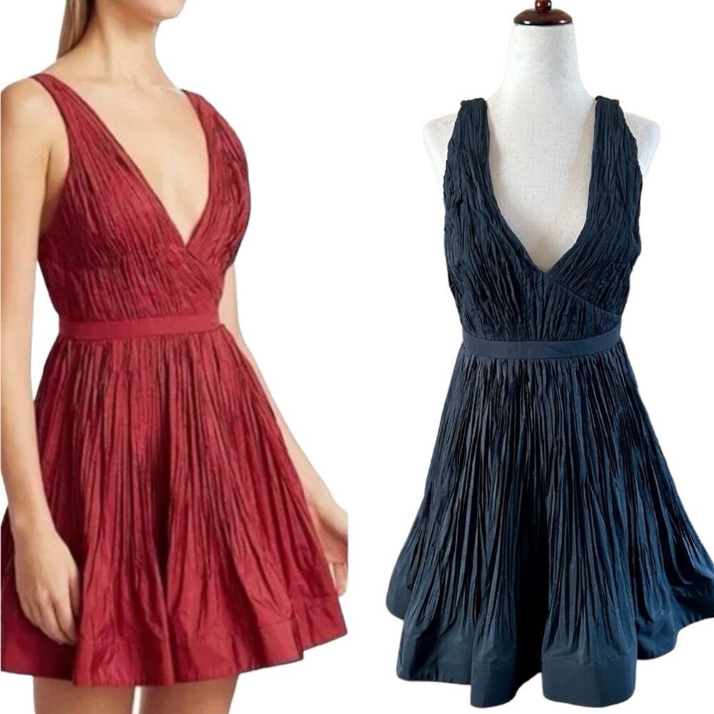 Alexis Marilou Crinkled A-Line Plunge Neck Mini Dress in BLACK Size Medium
